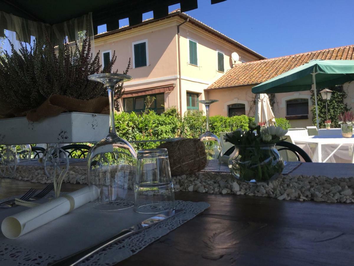 Casale Appio Hotel Roma Ngoại thất bức ảnh